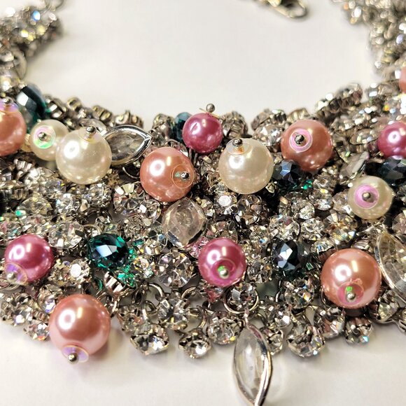 Crystal Rhinestones and Colourful Pearl Bib Collar Statement Choker Necklace - Picture 12 of 16